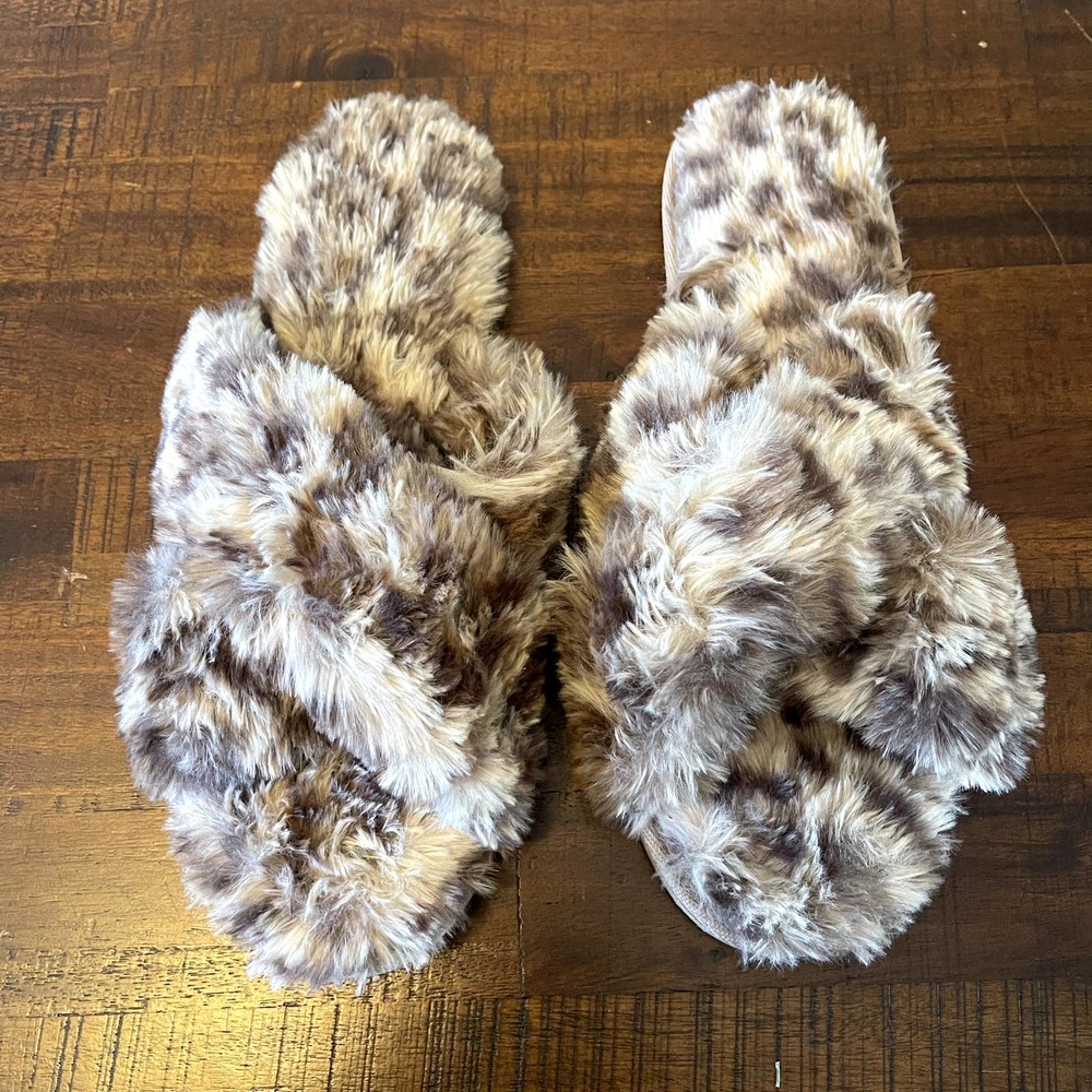 NWOT Women's Leopard Print Slippers - Super Soft - Size XL (11-12)